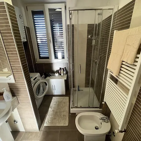 Apartment Cozy Open Space Near Rho Fiera & Milan *